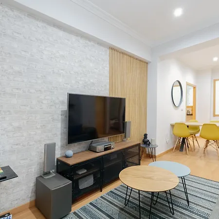 Апартаменты Comodo Y Moderno Piso En By *