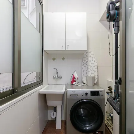 Comodo Y Moderno Piso En By Апартаменты *